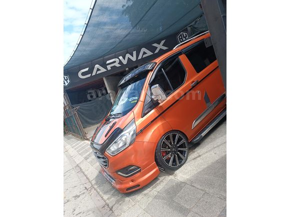TR DE TEKLEREEN. 2018 FORD CUSTOM 320 S DELÜX