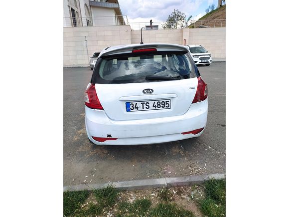 Sahibinden Kia Ceed 1.6 CRDi Motion 2011 Model 