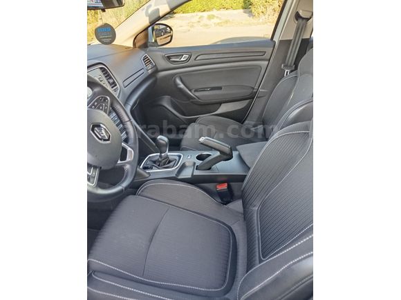 İLK SAHİBİNDEN MEGANE 4