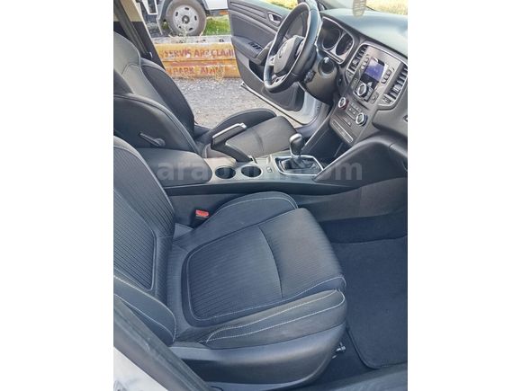 İLK SAHİBİNDEN MEGANE 4