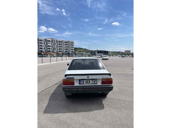 Sahibinden Renault R 9 1.4 Broadway 1992 Model 