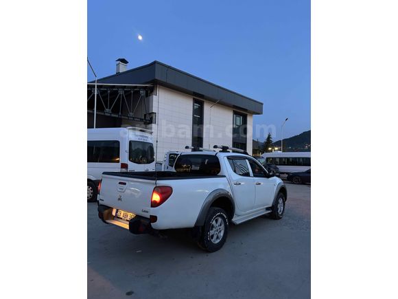 Sahibinden Mitsubishi L 200 4x2 Invite 2013 Model  
