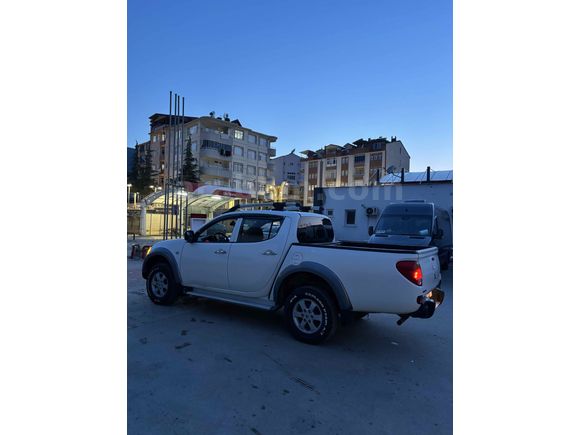 Sahibinden Mitsubishi L 200 4x2 Invite 2013 Model  
