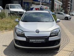 BURSA OTOMOTİV"DEN 2013 1.5 dCİ MEGANE HB JOY K.K 12 TAKSİT