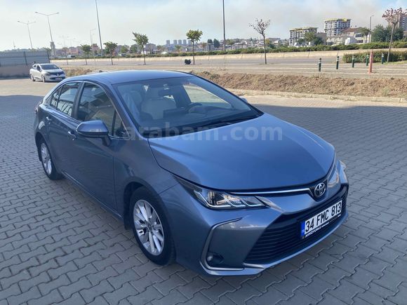 Sahibinden Toyota Corolla 1.5 Dream 2022 Model 