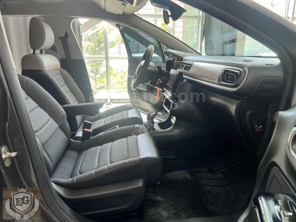 HATASIZ+BOYASIZ+32.000KM+CARPLAY+NAVİ+TABLET+ŞERİTTKP+0FAİZ+SİS