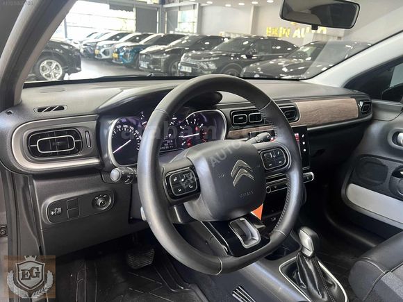 HATASIZ+BOYASIZ+32.000KM+CARPLAY+NAVİ+TABLET+ŞERİTTKP+0FAİZ+SİS