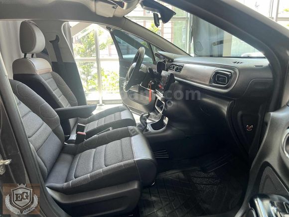 HATASIZ+BOYASIZ+32.000KM+CARPLAY+NAVİ+TABLET+ŞERİTTKP+0FAİZ+SİS