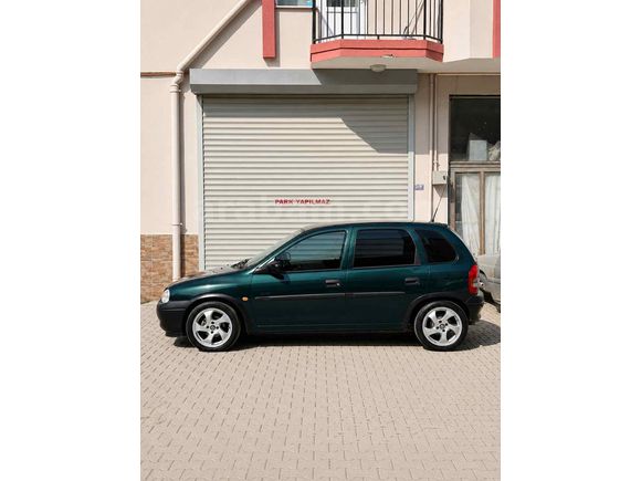 Opel Corsa 1.4 GLS / Temiz Diri Araç