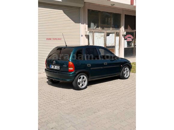 Opel Corsa 1.4 GLS / Temiz Diri Araç