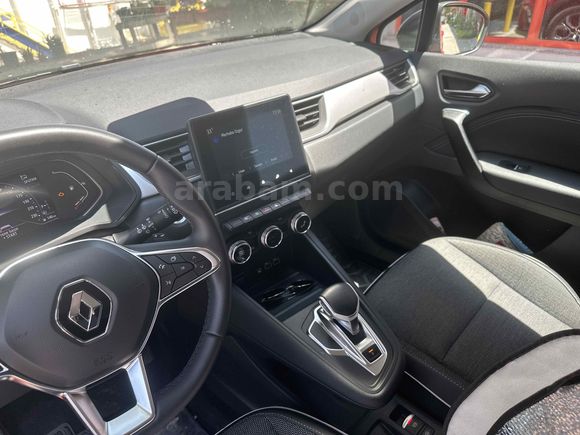 Sahibinden Renault Captur 1.3 TCe Icon 2023 Model 