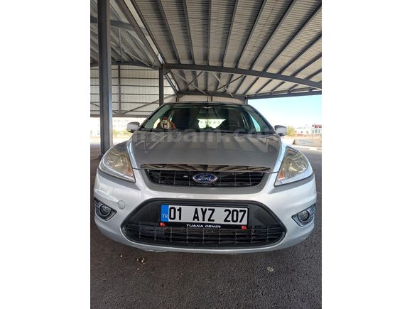 Sahibinden Ford Focus 1.6 Ti-VCT Comfort 2011 Model  86.000 km Gri
