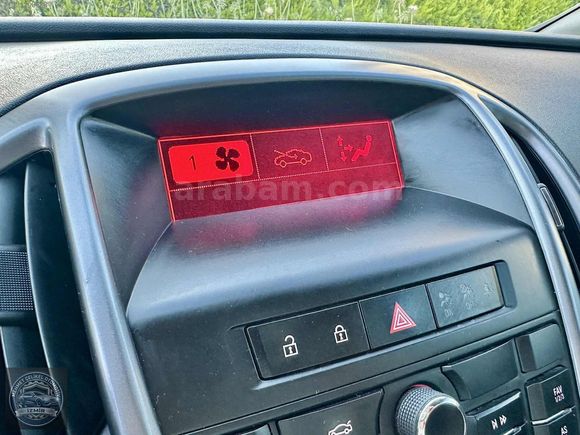 ÇOK TEMİZ - OTOMATİK - 1.6 DİZEL - ASTRA
