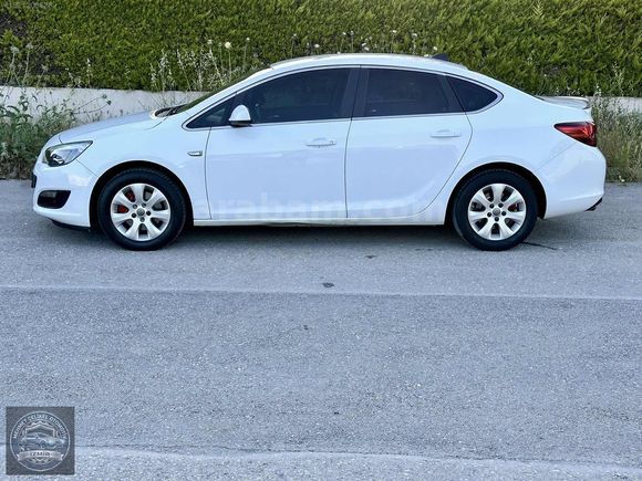 ÇOK TEMİZ - OTOMATİK - 1.6 DİZEL - ASTRA