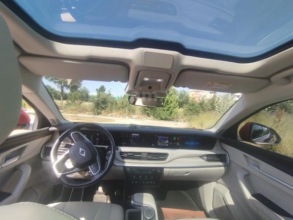 FULL+FULL  TOGG T10X V2 İÇİ BEJ ,23.000 KM ,CAM TAVAN -MERİDİAN SİSTEM-KIŞ PAKETİ