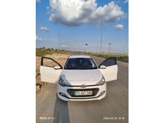 Sahibinden Hyundai i20 1.4 CRDi Jump 2017 Model  121.000 km Beyaz