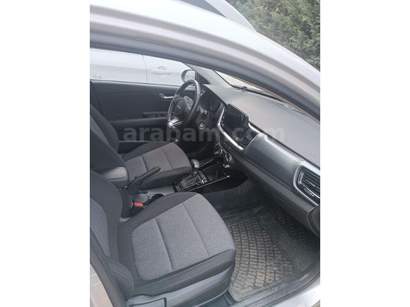 Sahibinden Kia Stonic 1.4 MPI Cool 2023 Model