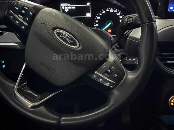 ARABACI GRUP 2021 FORD FOCUS 1.5 Tİ-VCT TREND X-HATASIZ-50BİNKM