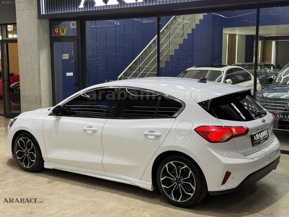 ARABACI GRUP 2021 FORD FOCUS 1.5 Tİ-VCT TREND X-HATASIZ-50BİNKM