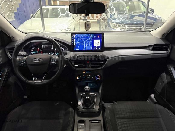 ARABACI GRUP 2021 FORD FOCUS 1.5 Tİ-VCT TREND X-HATASIZ-50BİNKM