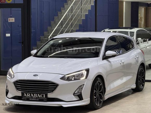 ARABACI GRUP 2021 FORD FOCUS 1.5 Tİ-VCT TREND X-HATASIZ-50BİNKM