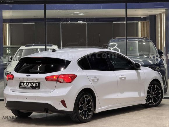 ARABACI GRUP 2021 FORD FOCUS 1.5 Tİ-VCT TREND X-HATASIZ-50BİNKM