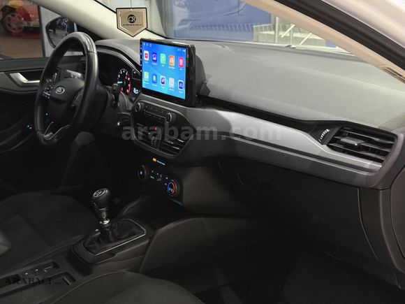 ARABACI GRUP 2021 FORD FOCUS 1.5 Tİ-VCT TREND X-HATASIZ-50BİNKM