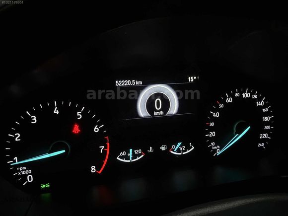 ARABACI GRUP 2021 FORD FOCUS 1.5 Tİ-VCT TREND X-HATASIZ-50BİNKM
