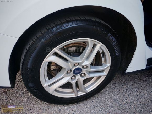 TEKİNBAŞ-2020 FORD FOCUS SEDAN 1.5 Ti VCT TREND X PAKET