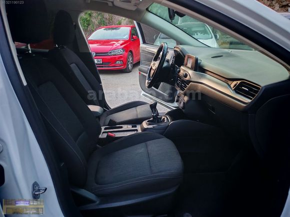 TEKİNBAŞ-2020 FORD FOCUS SEDAN 1.5 Ti VCT TREND X PAKET