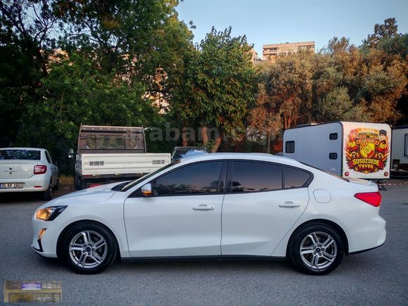 TEKİNBAŞ-2020 FORD FOCUS SEDAN 1.5 Ti VCT TREND X PAKET