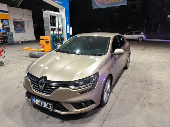 2.Sahibinden Değişensiz  Megane 4 1.5 dCi Icon 2017 Model