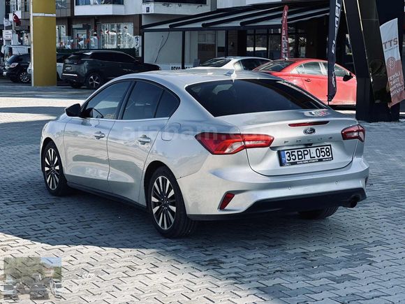 2023-OTOMATİK-88.000 KM-ORJİNAL-EN FUL PAKET-TİTANİUM