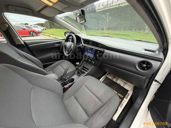 2016 HATASIZ MAKYAJLI 143.000 KM COROLLA 1.33 LIFE