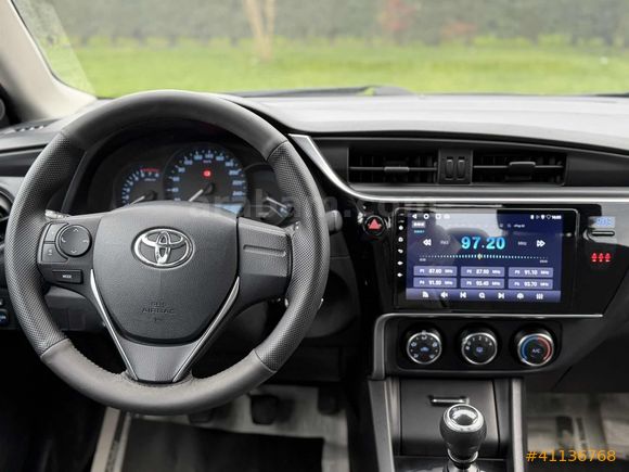 2016 HATASIZ MAKYAJLI 143.000 KM COROLLA 1.33 LIFE