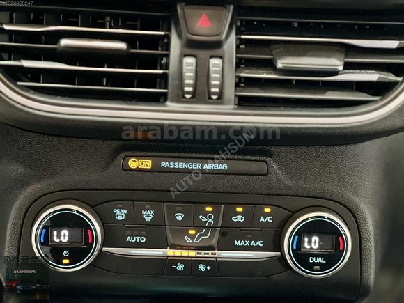 0.79 KREDİ İMKANI 2020 HATASIZ FORD FOCUS 1.5 ECOBLUE TITANIUM++