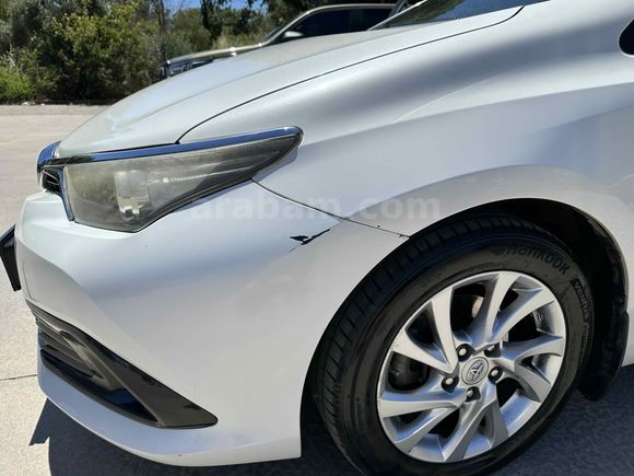 Sahibinden Toyota Auris 1.6 Advance Skypack 2016 Model 