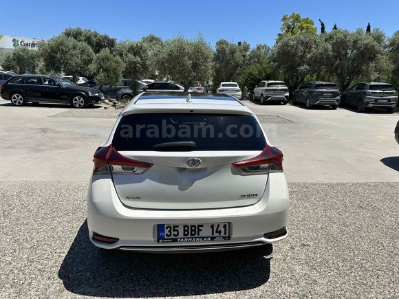Sahibinden Toyota Auris 1.6 Advance Skypack 2016 Model 