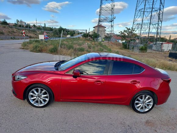 Sahibinden Mazda 3 1.5 SkyActive-D Power Sense 2016 Model  138.000 km Kırmızı