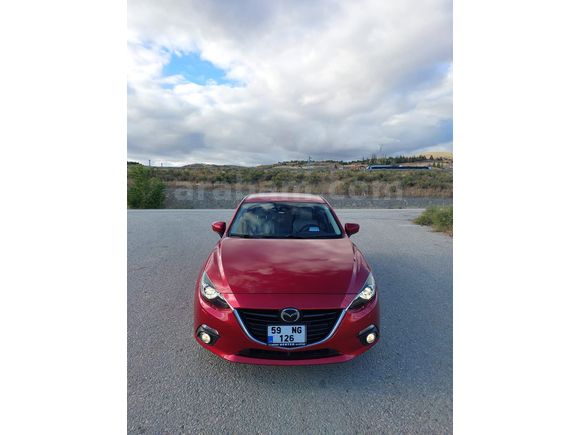 Sahibinden Mazda 3 1.5 SkyActive-D Power Sense 2016 Model  138.000 km Kırmızı