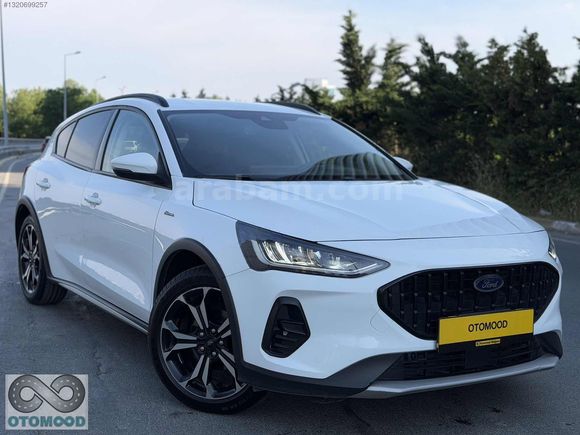 OTOMOOD"dan Ford Focus 1.5 EcoBlue Active X 2024 t çıkışlı ACİLL
