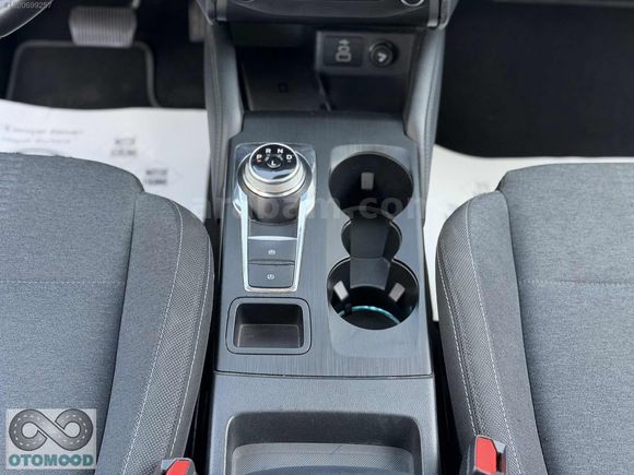OTOMOOD"dan Ford Focus 1.5 EcoBlue Active X 2024 t çıkışlı ACİLL