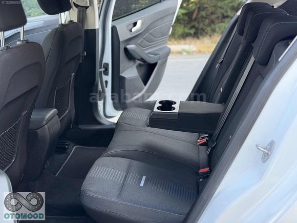 OTOMOOD"dan Ford Focus 1.5 EcoBlue Active X 2024 t çıkışlı ACİLL