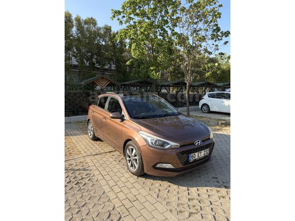 Sahibinden Hyundai i20 1.2 MPI Elite 2015 Model 