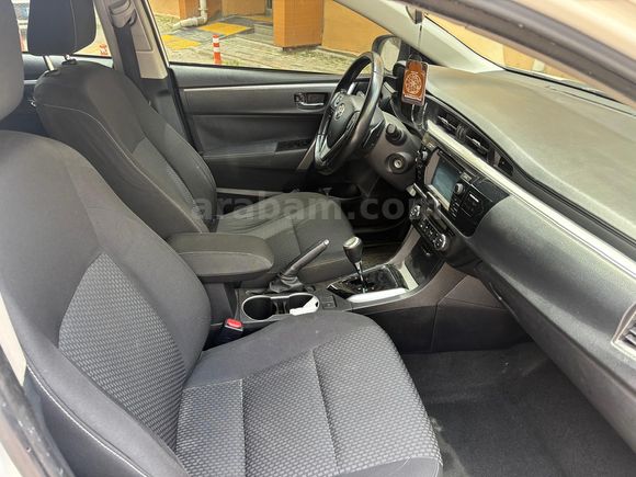 Sahibinden Toyota Corolla 1.4 D-4D Touch 2014 Model 