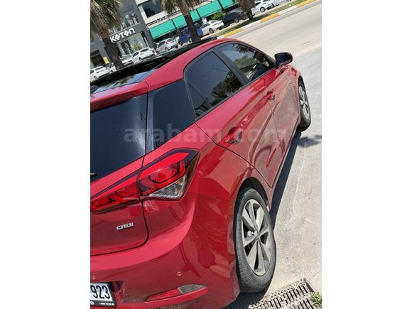 Sahibinden Hyundai i20 1.4 CRDi Style 2017 Model 