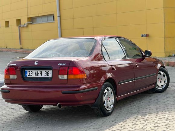 Galeriden Honda Civic 1.4 i S 1999 Model Mersin