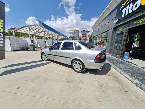 Sahibinden Opel Vectra 2.0 CD 1998 Model