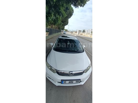 Sahibinden Honda Civic 1.6i VTEC Eco Elegance 2012 Model