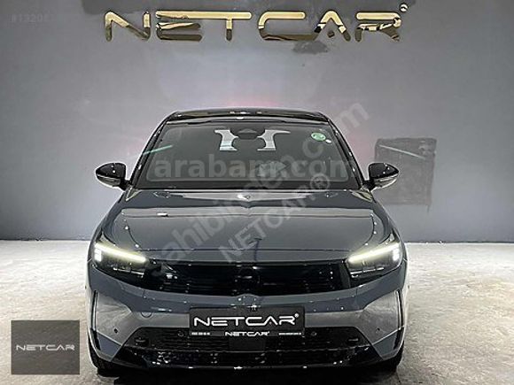 NETCAR'DAN BOYASIZ 2025 MODEL OPEL CORSA-e GS ÇİFT RENK